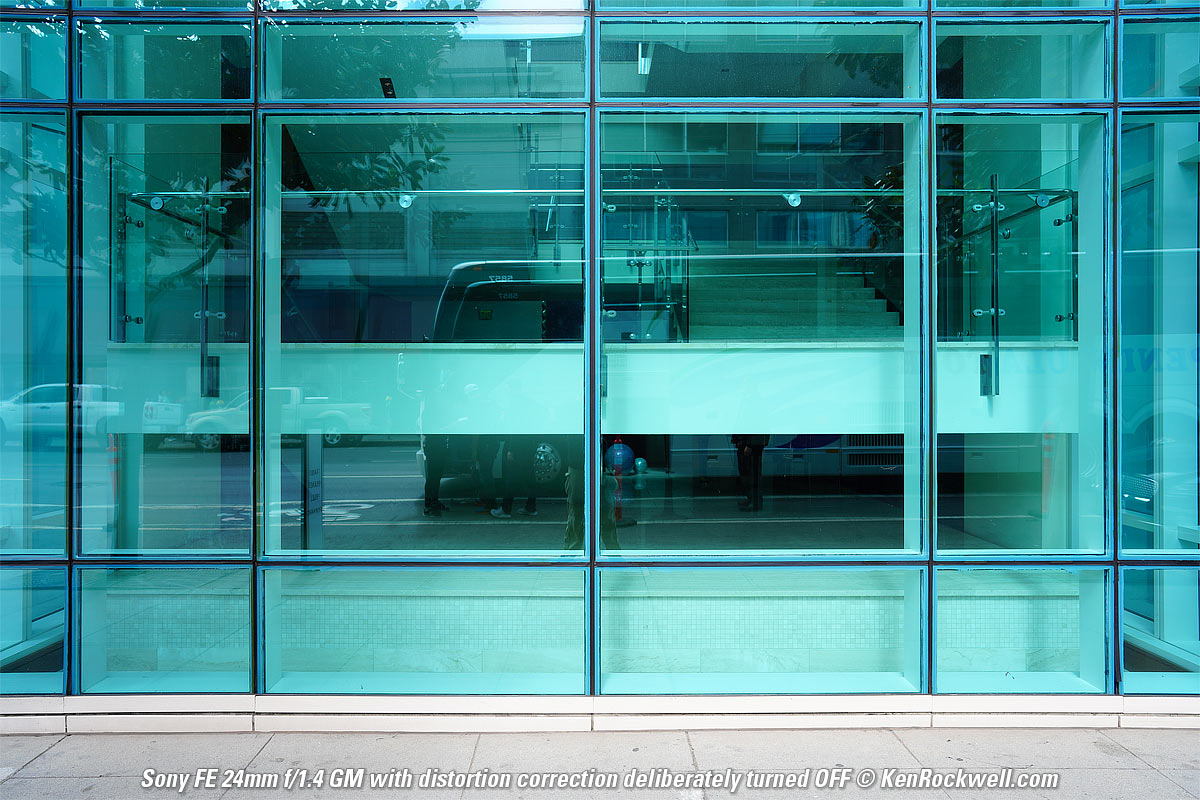 Sony 24mm f/1.4 distortion