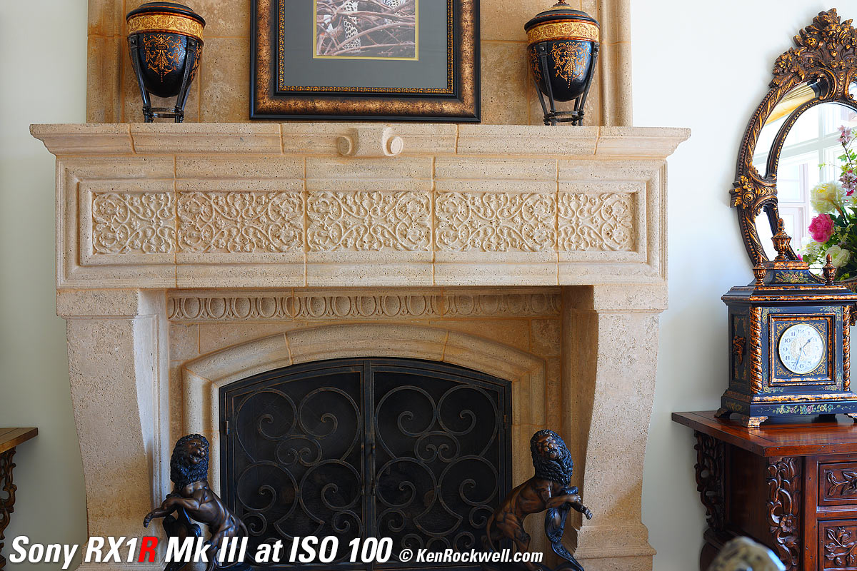 Sony RX1R Mk III High ISO sample image