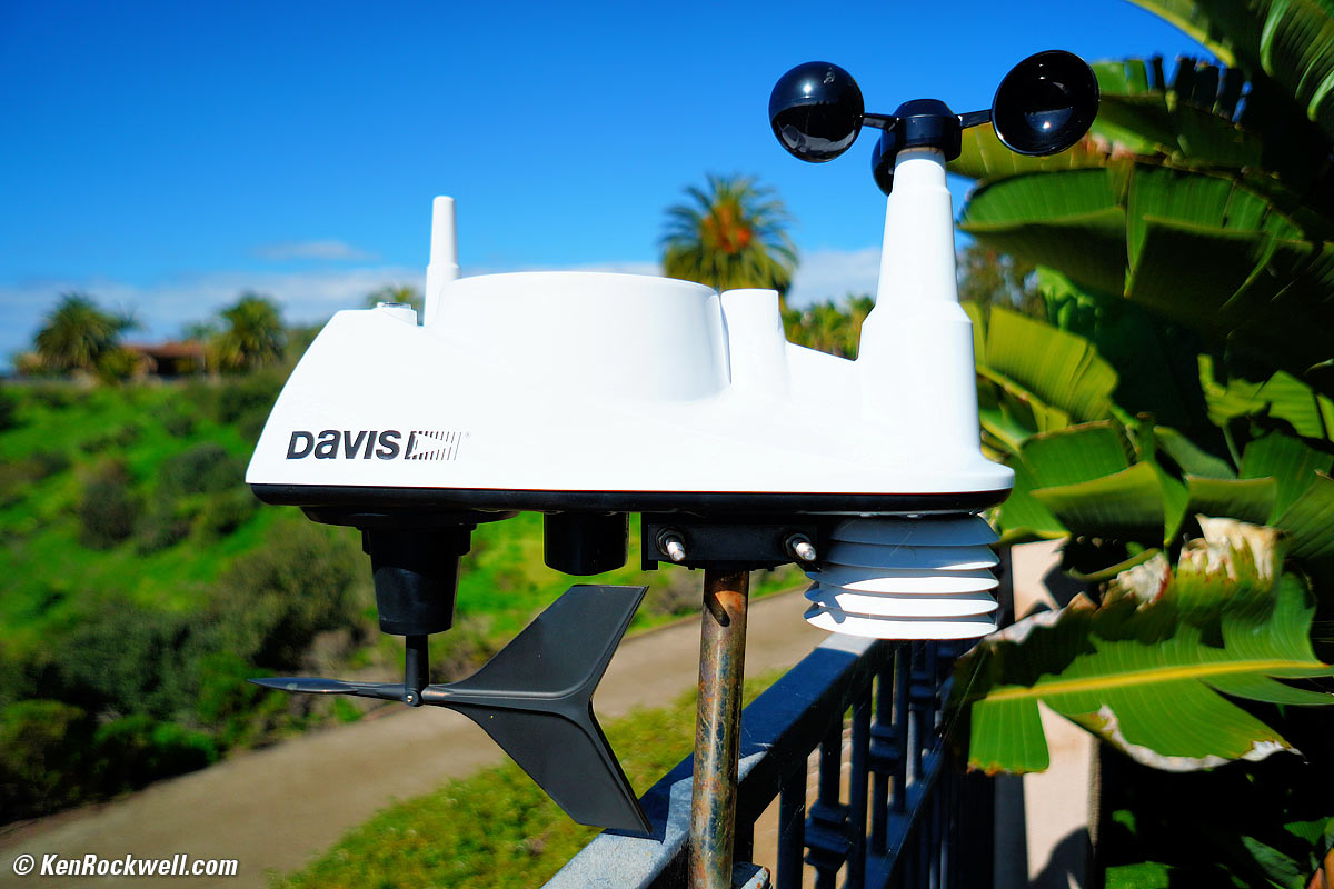 Sony A6400 sample image of girl in bikini on beach