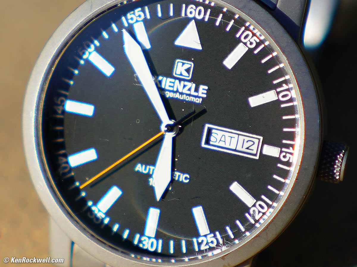 Sony 28mm f/2 Macro Performance