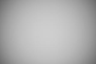 Sony FE 20mm f/1.8 G falloff