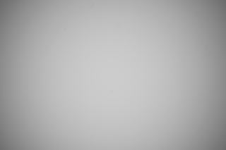 Sony FE 20mm f/1.8 G falloff