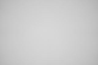 Sony FE 20mm f/1.8 G falloff