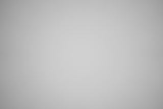 Sony FE 24mm f/2.8 G falloff