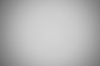 Sony FE 24mm f/2.8 G falloff