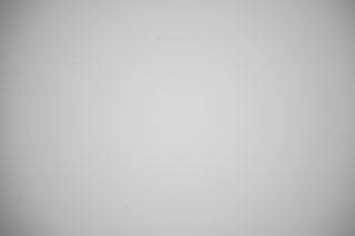 Sony FE 24mm f/2.8 G falloff