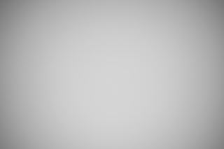 Sony 35mm f/1.8 Falloff