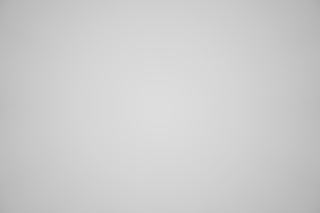 Sony FE 40mm f/2.5 G falloff