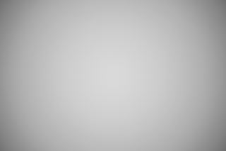 Sony FE 40mm f/2.5 G falloff