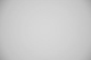 Sony FE 40mm f/2.5 G falloff