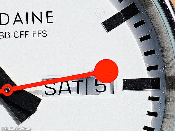 Sony Zeiss 24mm f/1.8 E macro performance