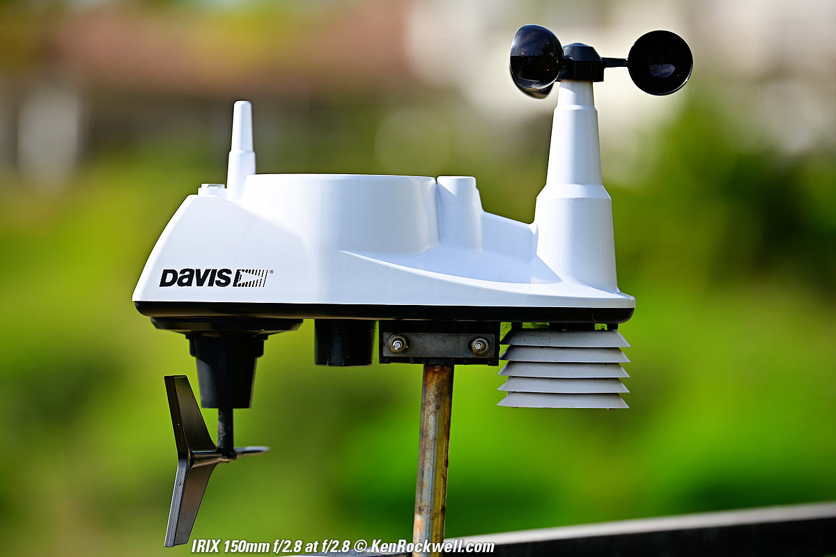 Irix 150mm f/2.8 distoriton