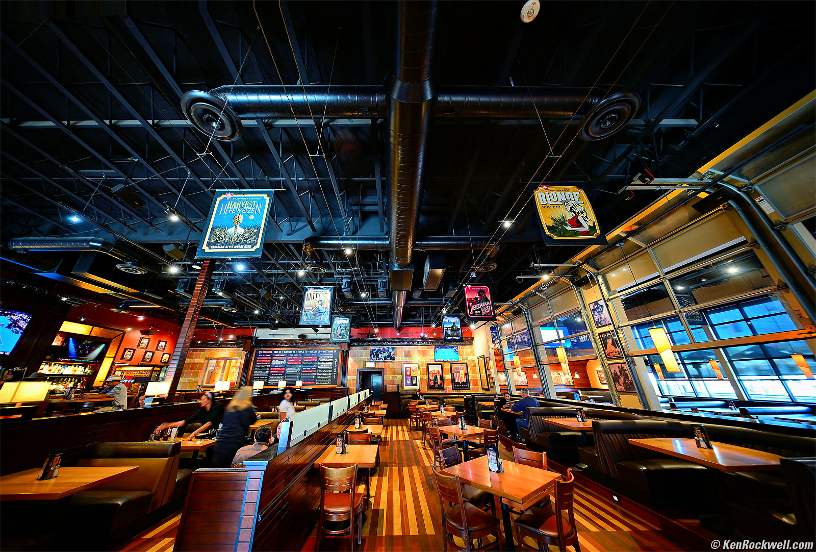 Venus Laowa AF 10mm f/2.8 Ultra-Ultrawide Full Frame Sample Image File