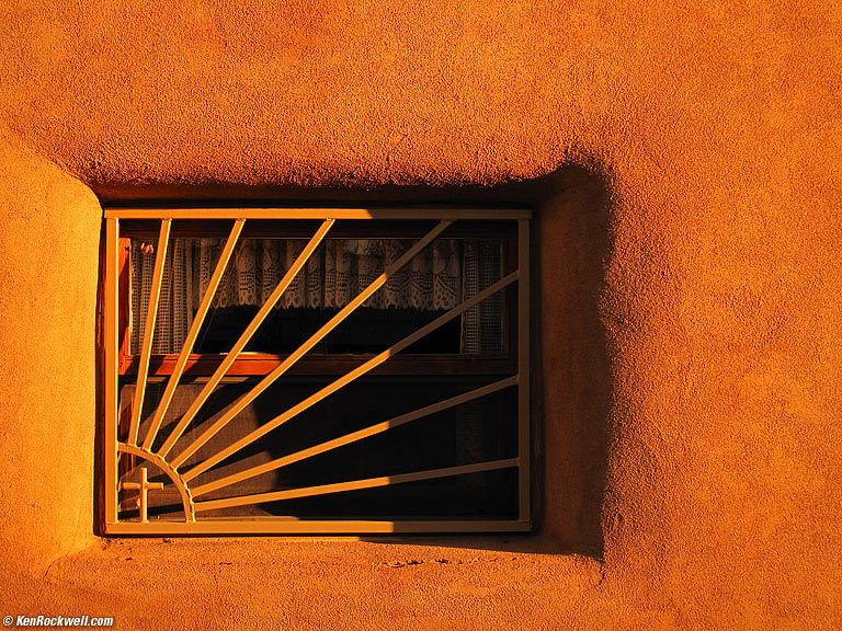 Chimay&oacute;, New Mexico.