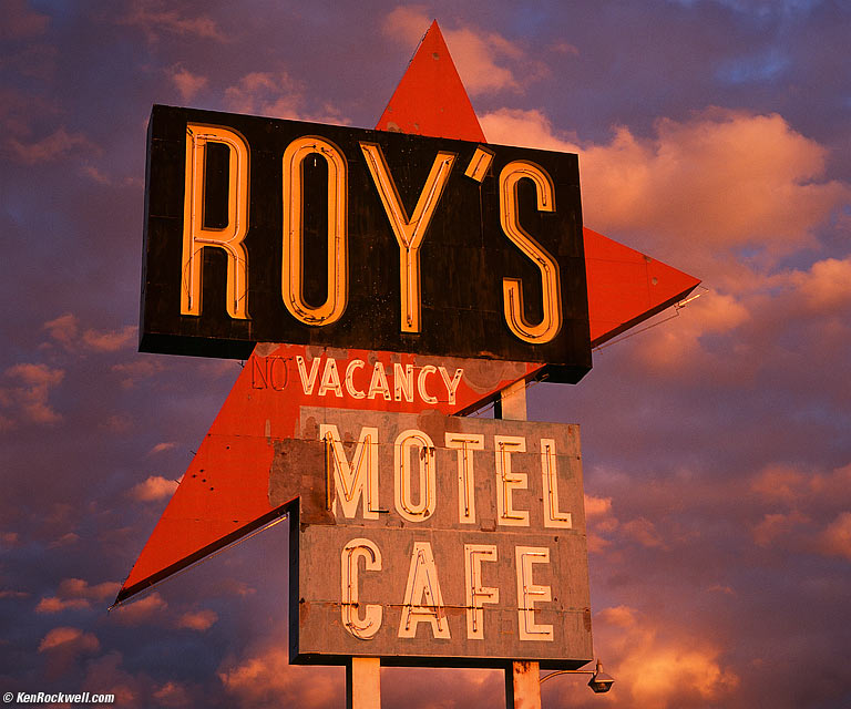 Roy's Sign, Amboy, CA