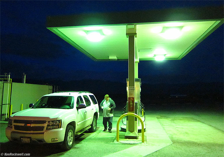 Getting Gas, Stovepipe Wells, 5:46 PM.