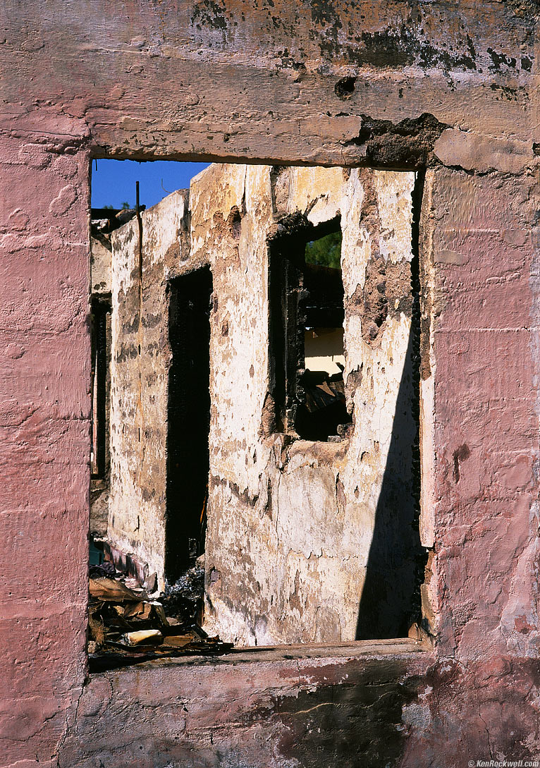 RUIN, PRIVATE PROPERTY, NEWBURY SPRINGS