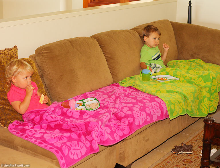 Lunch on the couch, Maui. 2:43 PM.