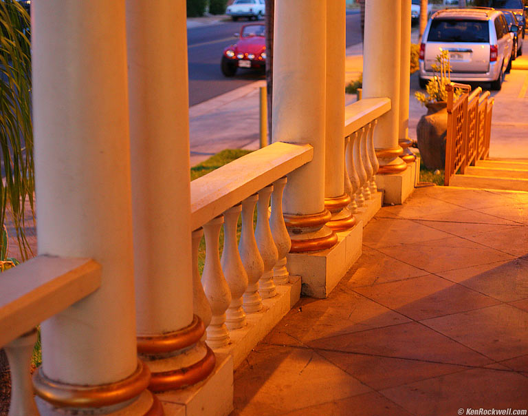 Balustrade and Van, Gian Don's Italian Bistro, Kihei, Maui. 7:10 PM.