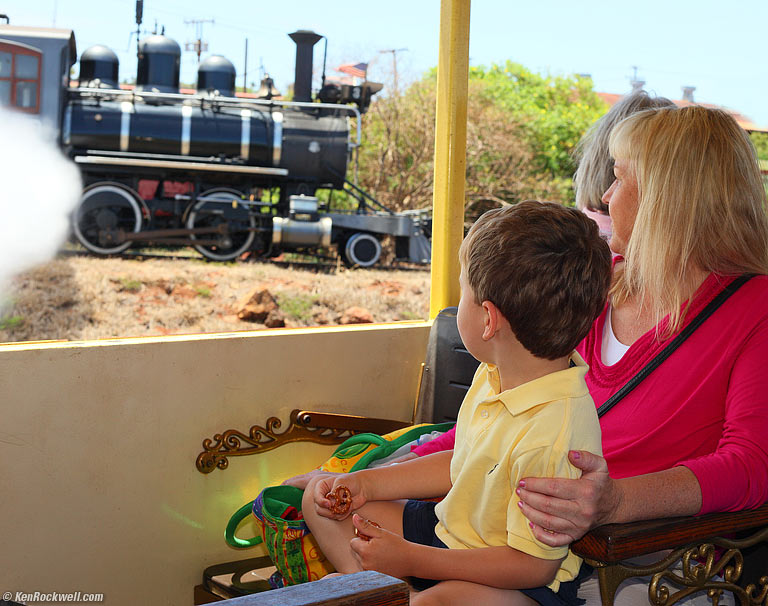 The locomotive comes around to the other side of the train, Puukolii, Maui, 11:40 AM.
