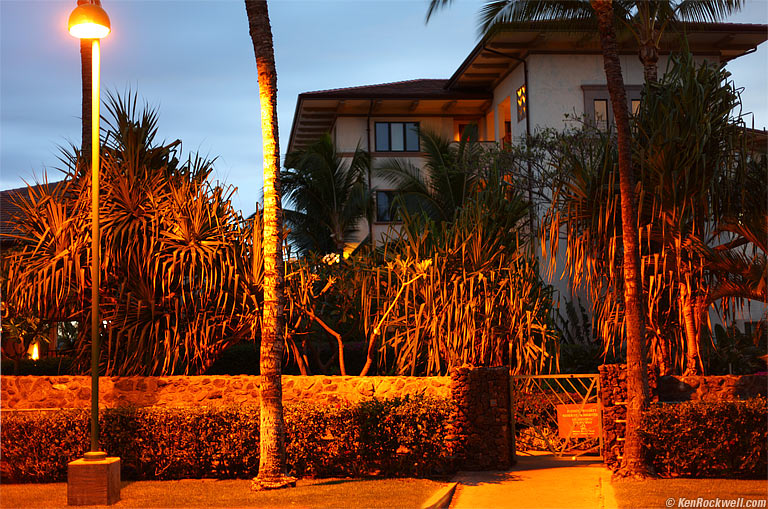 Night, across from burger place in the tourist mall, Wailea, Maui. 7:06 PM.