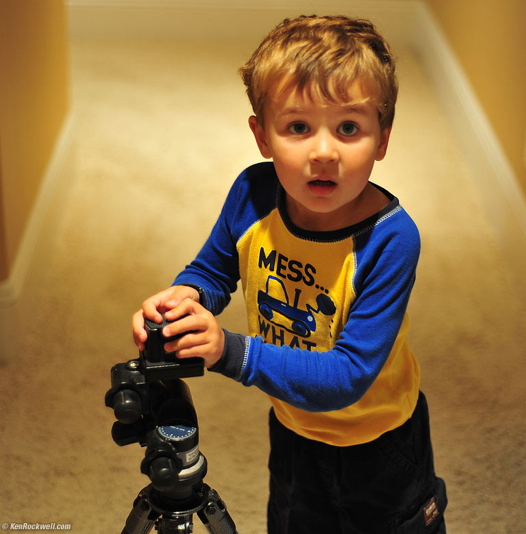 Tripod, please? 9:31 AM.