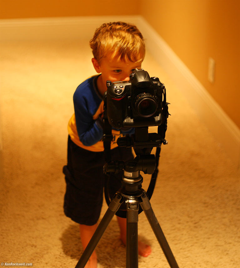 Ryan explores the D3, 9:32 AM.