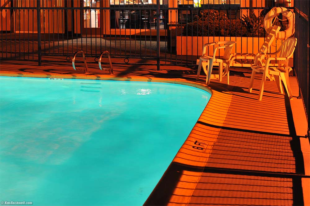 Pool, Best Western, Santa Nella, 8:28 PM