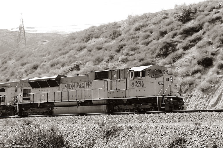 8326 Locomotive along Route 66