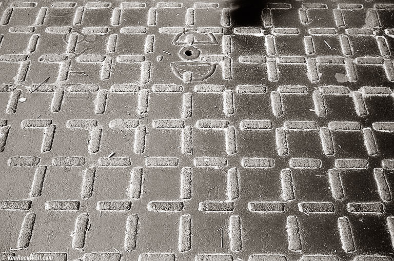 Iron Plate with Phantom Foot