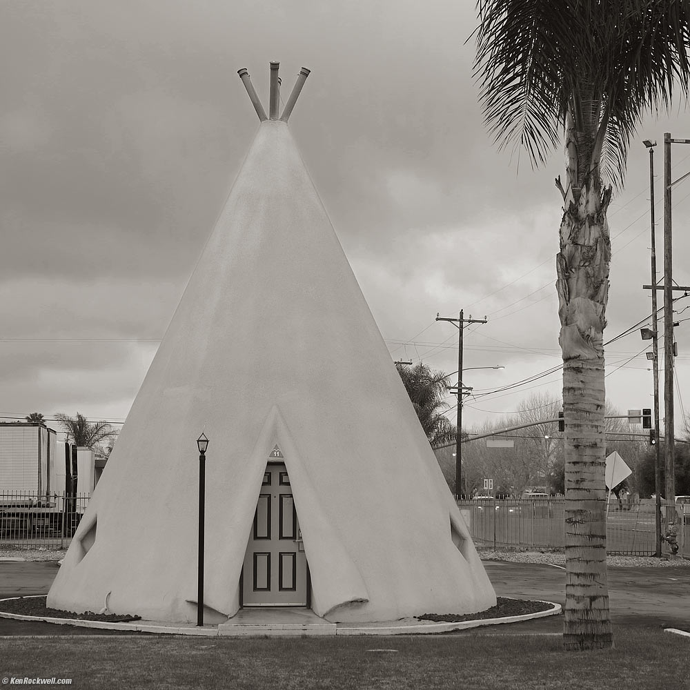 Wig Wam Motel, San Bernardino.
