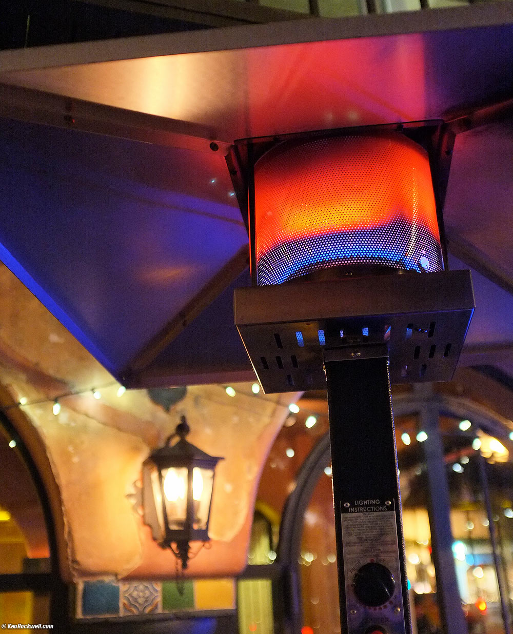 Heater at Aldo's Italian Restaurant, 6:38 PM