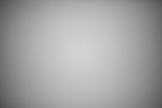 Zeiss Otus 100mm f/1.4 falloff