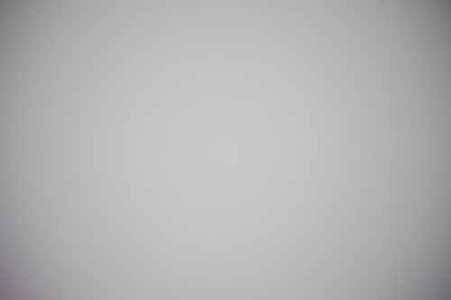 Zeiss 21mm f/2.8 perpheral color